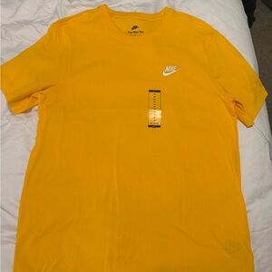 Nike Men's Bright Yellow Short Sleeve Tee